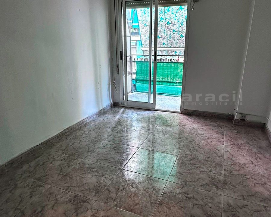 Piso luminoso en venta en Santa Rosa 9