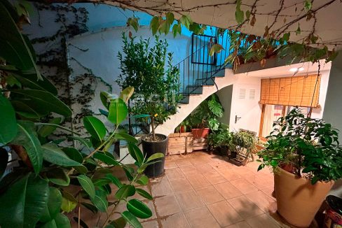 Comprar casa unifamiliar para alquilar en venta en ALcoy. Alquiler de casas en Alcoy. Venta de casas en Alcoy Ensanche Santa Rosa