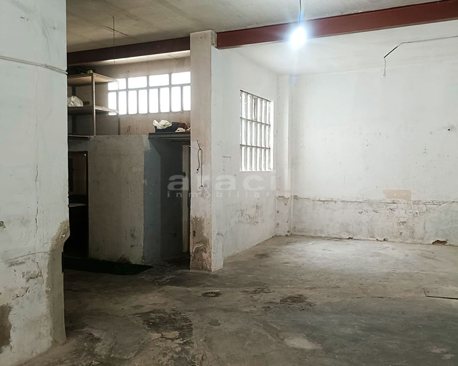 Local comercial garaje en venta en Alcoy Santa Rosa 1