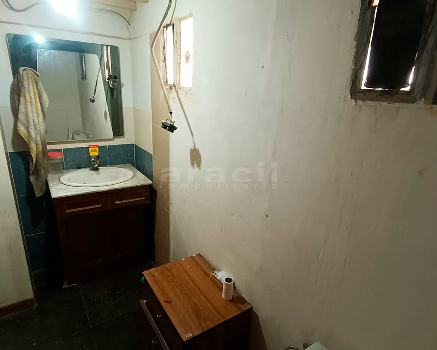 Local comercial garaje en venta en Alcoy Santa Rosa 9