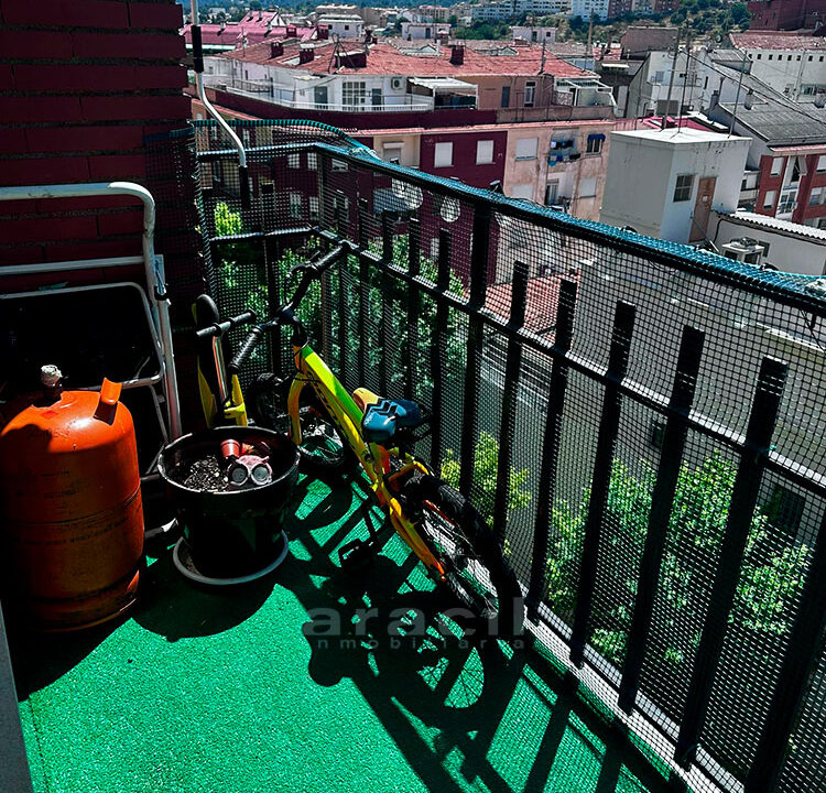 Piso con buenas vistas en Santa Rosa 16