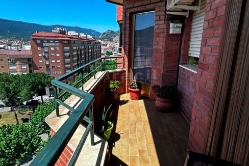 Piso semi reformado en venta en Alcoy Zona Norte