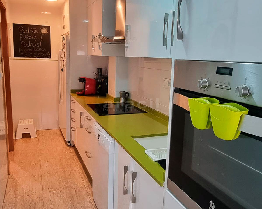Piso espacioso en venta en Santa Rosa 11