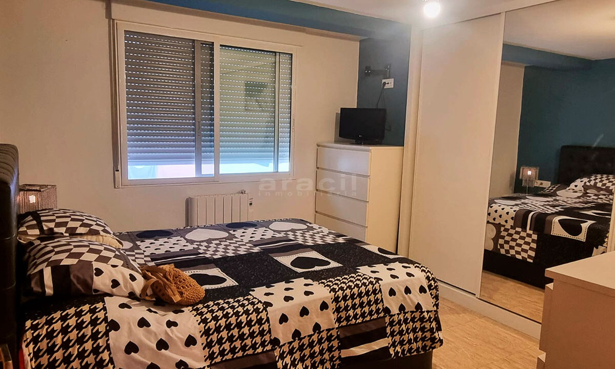 Piso espacioso en venta en Santa Rosa 12