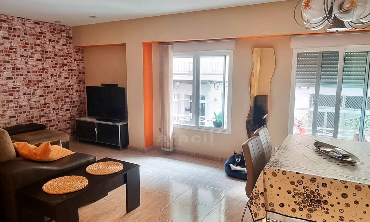 Piso espacioso en venta en Santa Rosa 4