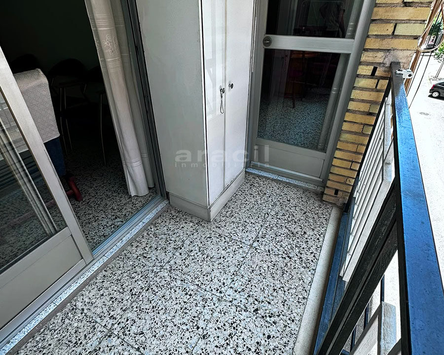 Piso luminoso con balcón en venta en Santa Rosa (13)