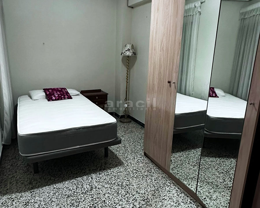 Piso luminoso con balcón en venta en Santa Rosa (6)