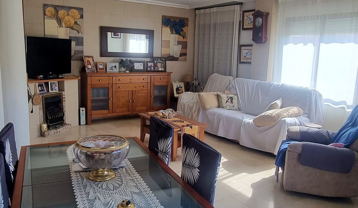 01 Piso en venta en Ensanche, Alcoy - Salon comedor amplio