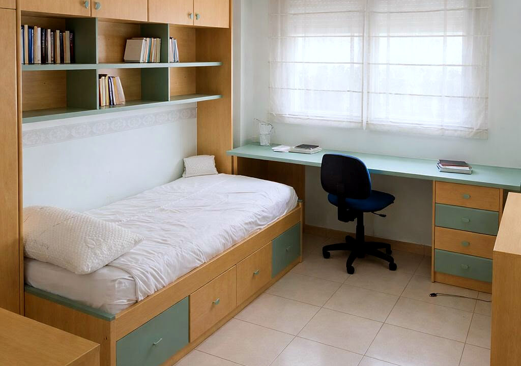 07 Piso en venta en Santa Rosa, Alcoy - Dormitorio con escritorio 1