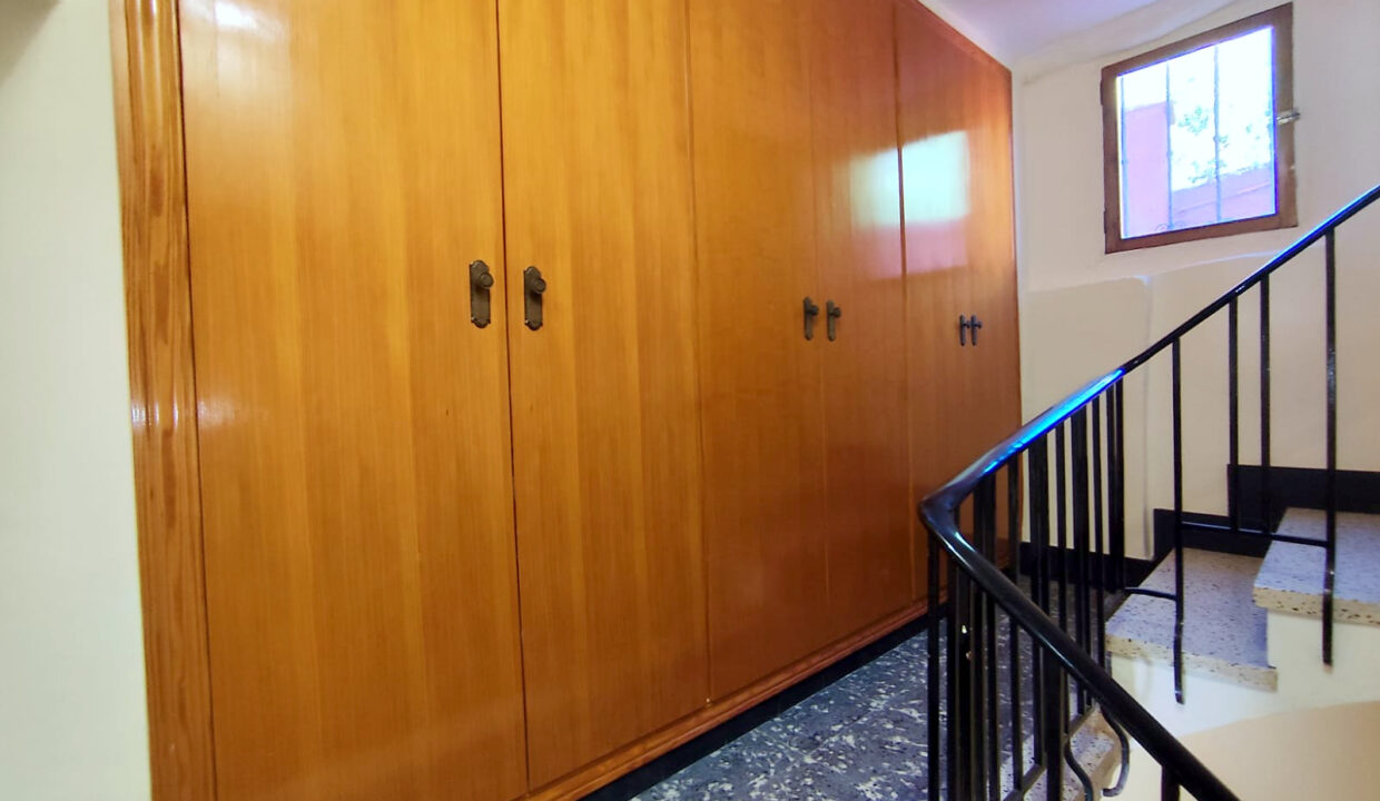 08 Casa en venta en Cocentaina - Distribuidor con armario empotrado