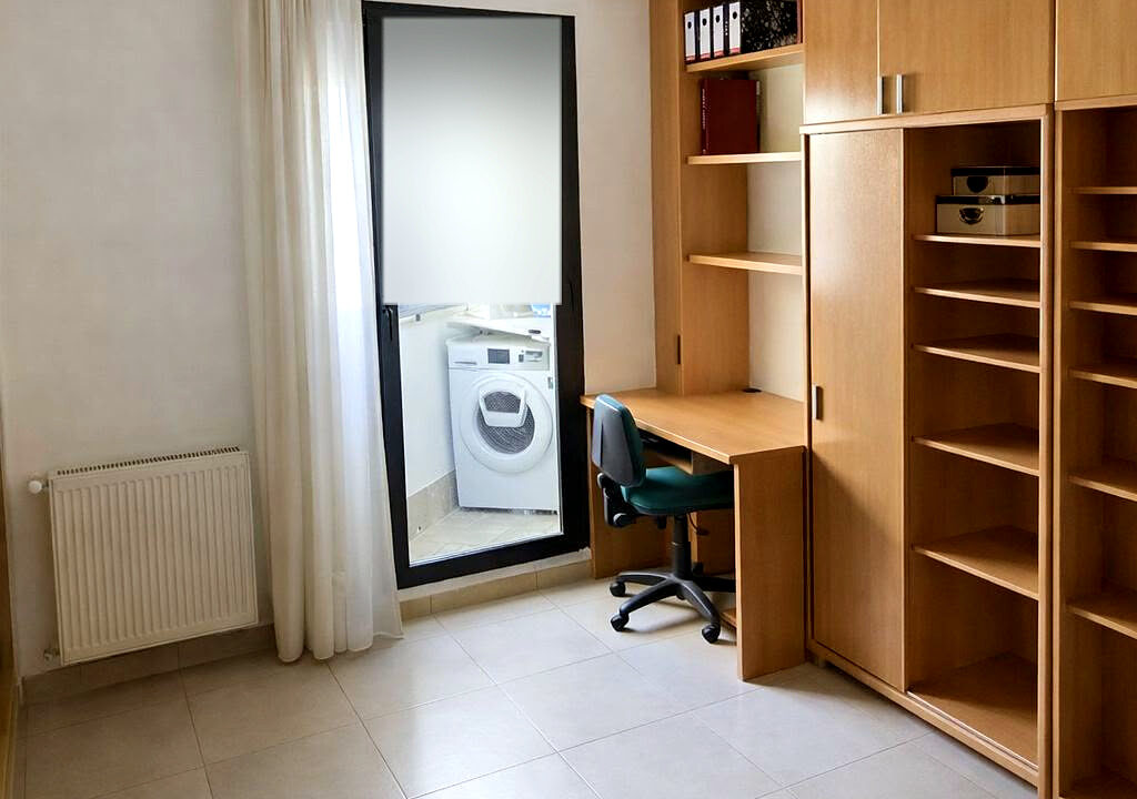 09 Piso en venta en Santa Rosa, Alcoy - Estudio con salida a galeria