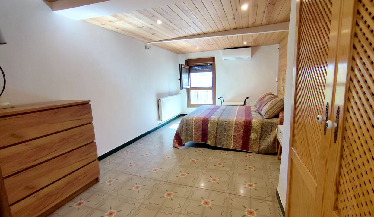 11 Casa en venta en Cocentaina - Dormitorio amplio