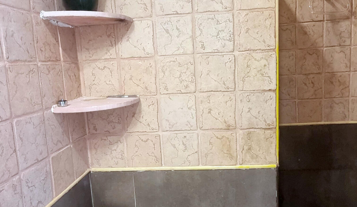13 Piso en venta en Ensanche, Alcoy - Segundo bano 2