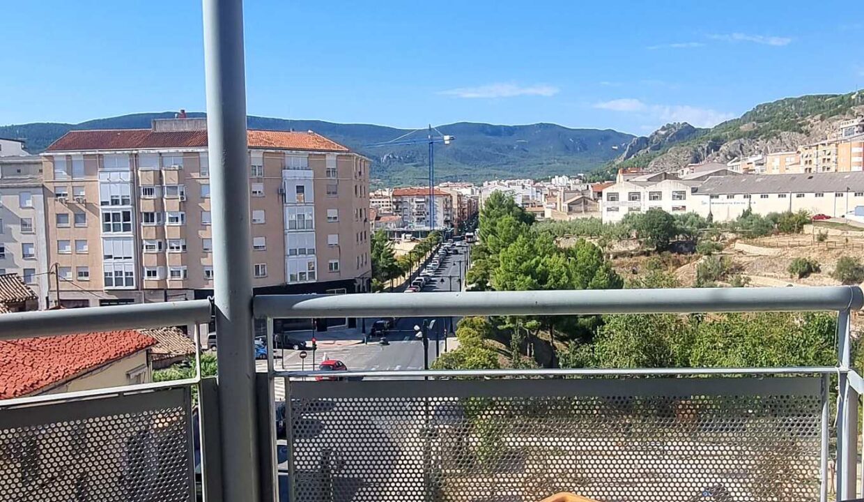 16 Piso en venta en Ensanche, Alcoy - Terraza