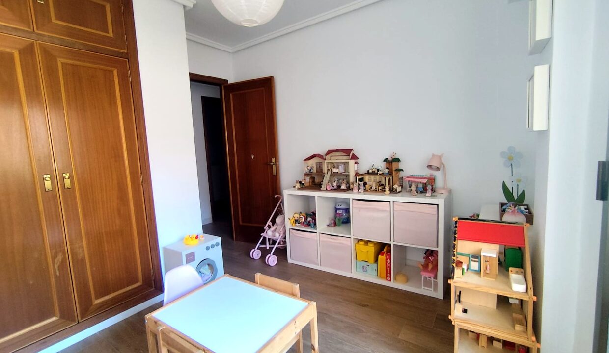 25 Piso en venta en el centro de Alcoy - Dormitorio