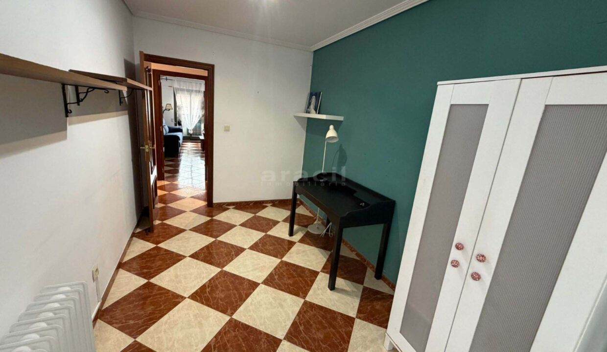 Comprar piso luminoso en venta en Alcoy Santa Rosa 1
