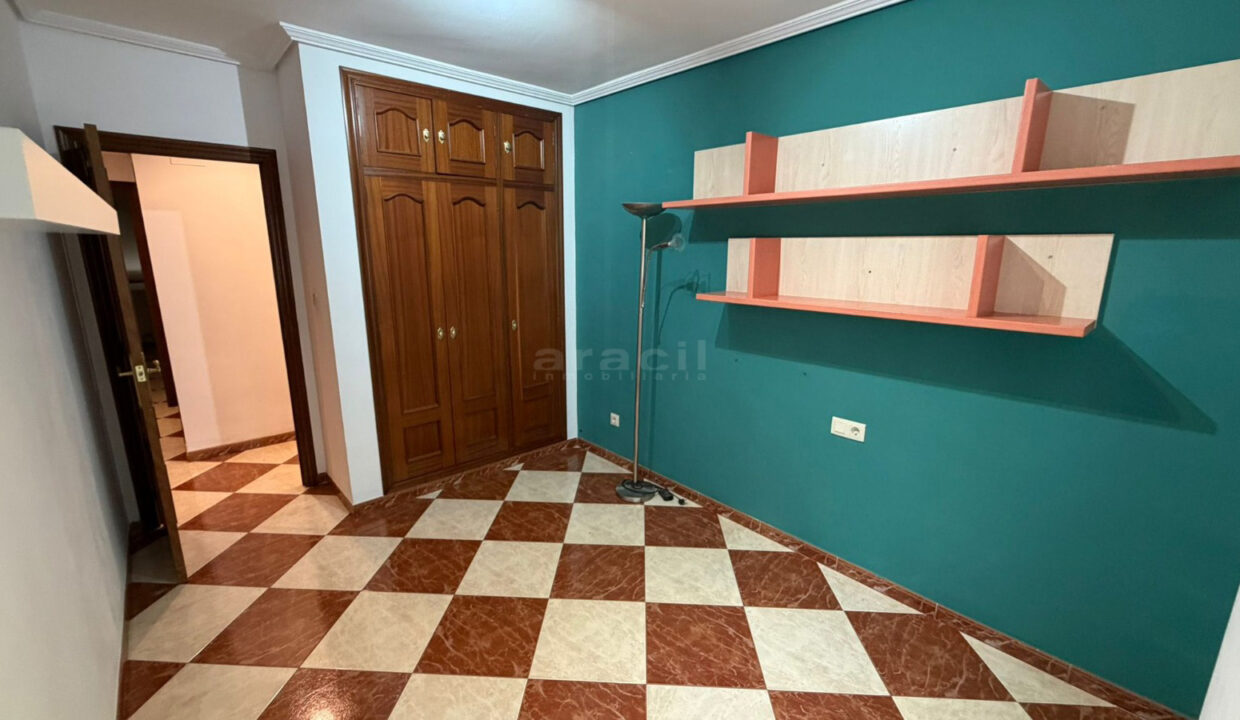 Comprar piso luminoso en venta en Alcoy Santa Rosa 10