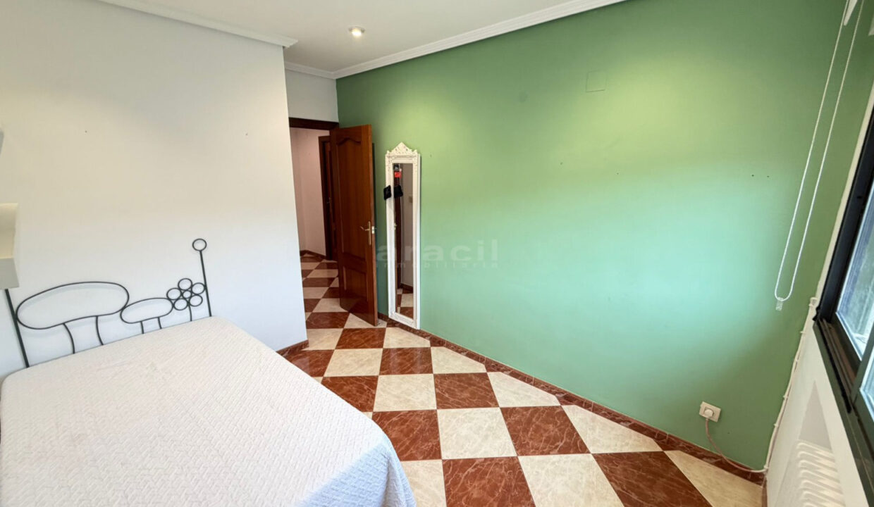Comprar piso luminoso en venta en Alcoy Santa Rosa 16