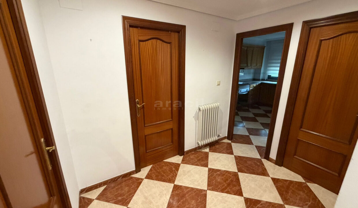 Comprar piso luminoso en venta en Alcoy Santa Rosa 5