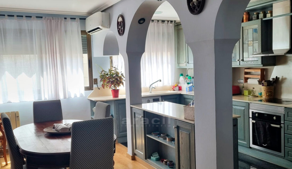 Piso espacioso en venta en Alcoy 5