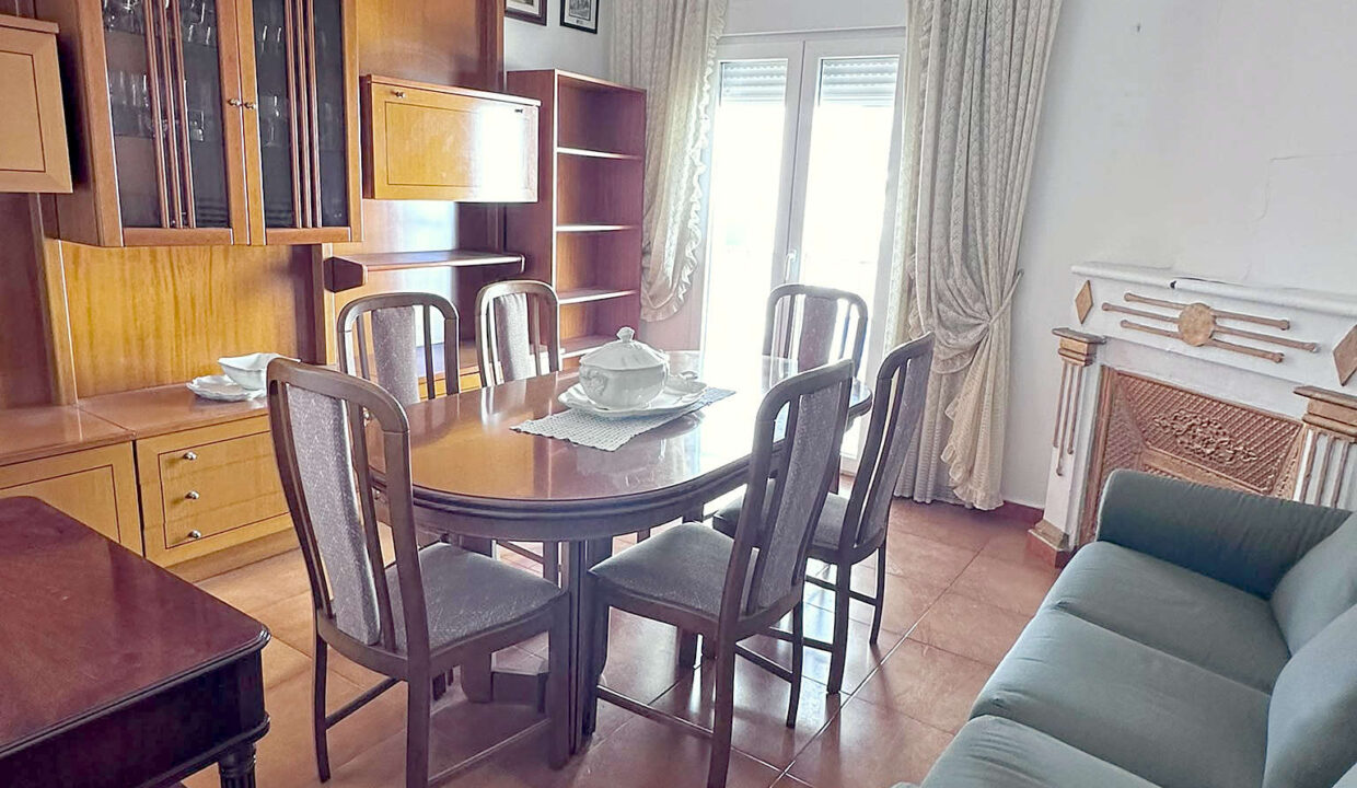 01 Piso en venta en Santa Rosa, Alcoy - Salon comedor