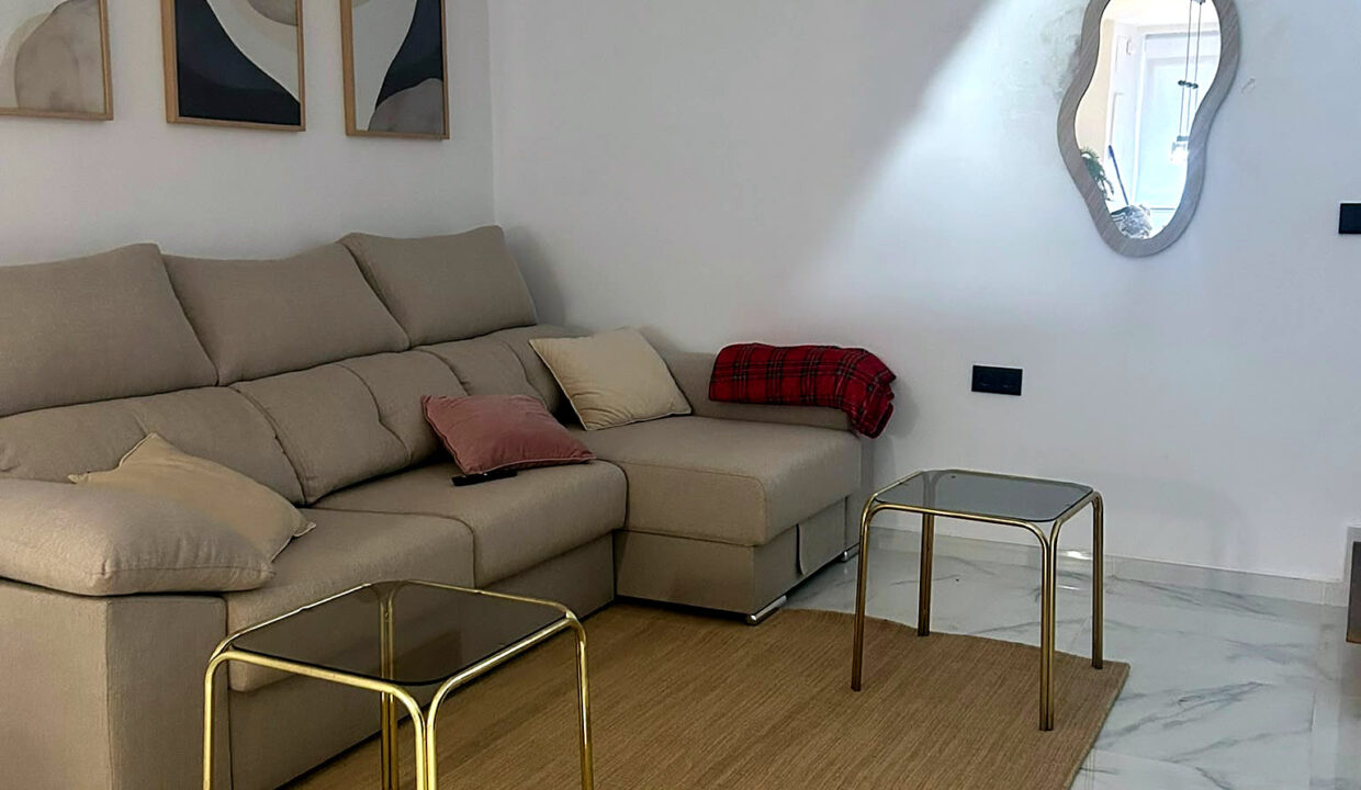 04 Casa unifamiliar en venta en Zona Alta, Alcoy - Salon luminoso
