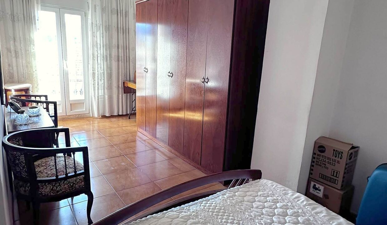 08 Piso en venta en Santa Rosa, Alcoy - Dormitorio con armario