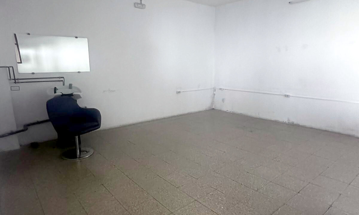09 Local en venta en Zona Alta, Alcoy - Sala 1