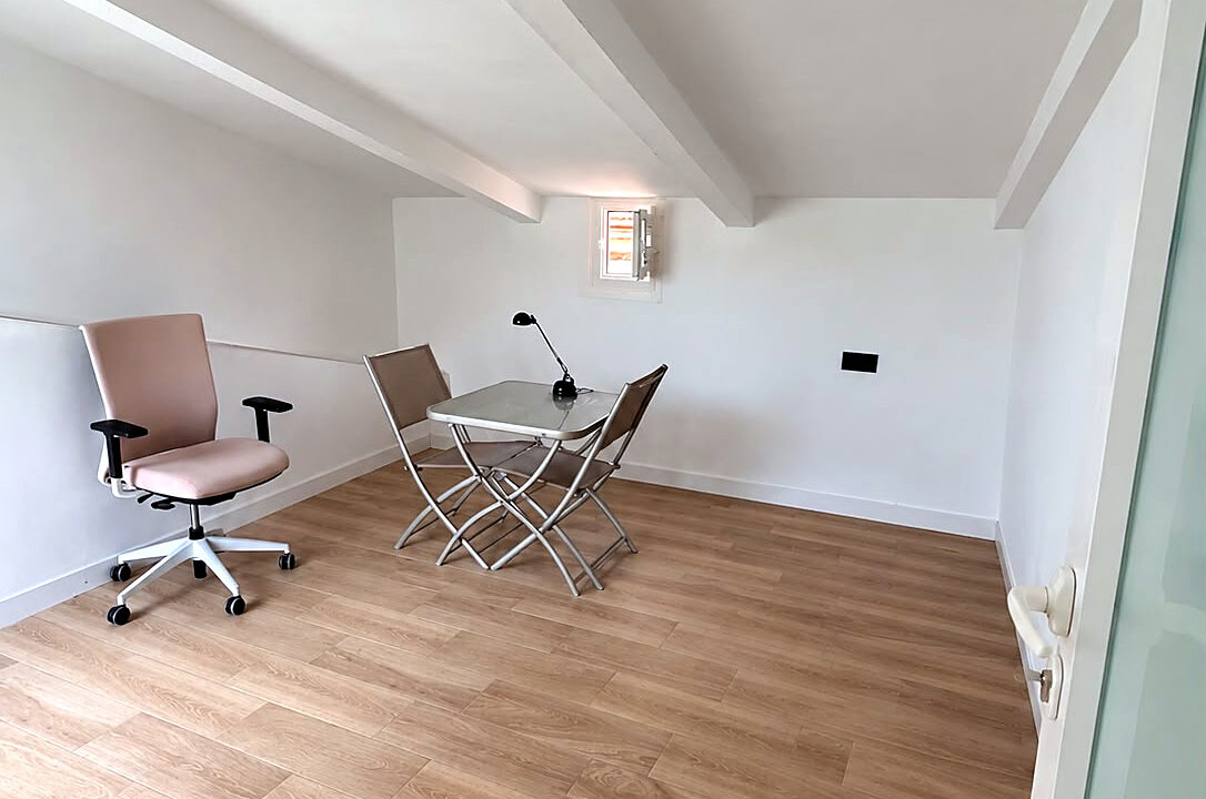 10 Casa unifamiliar en venta en Zona Alta, Alcoy - Estudio abuhardillado